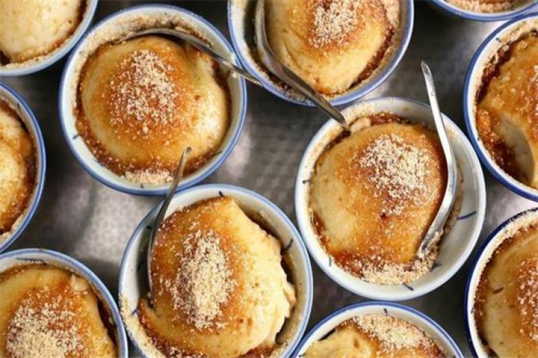 慧泉智海早餐车